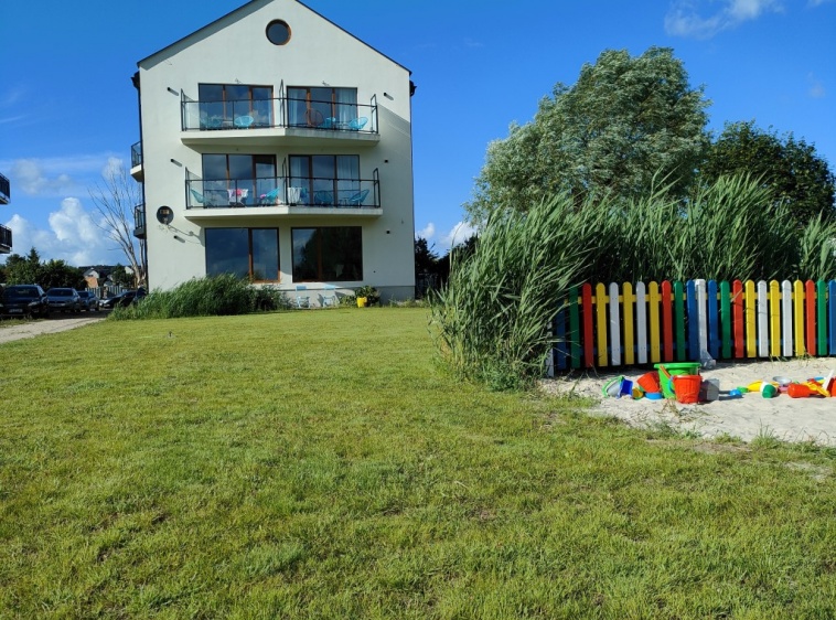 Apartamenty Mistral  Widok od strony zatoki